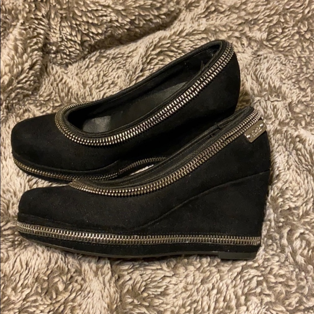 Michael Kors Black Sherry Suede Zipper Wedges Sz 2